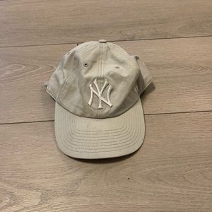 BASEBALL CAP
